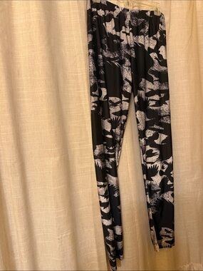 Raven Stretchy Leggings